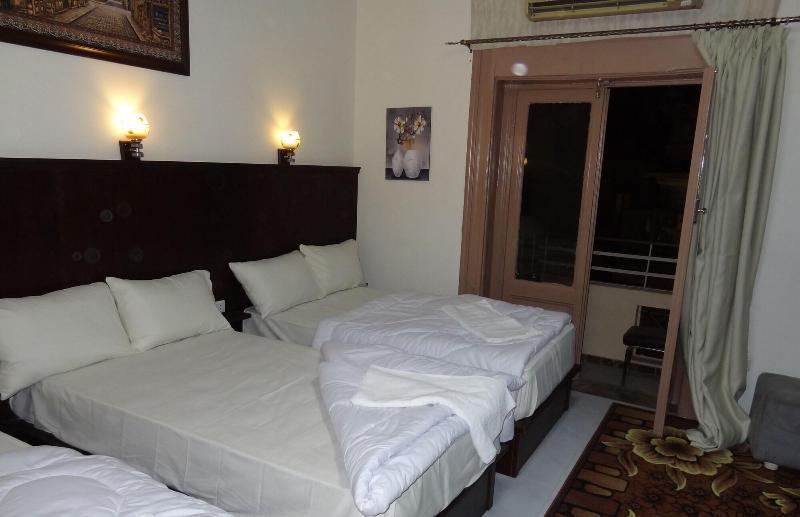 New City Hotel Kaherah Luaran gambar